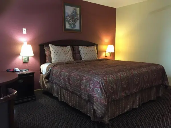 First Western Inn - Fairmont City Main image
